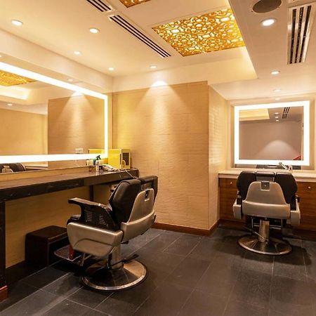 Dhaka Regency Hotel & Resort Экстерьер фото