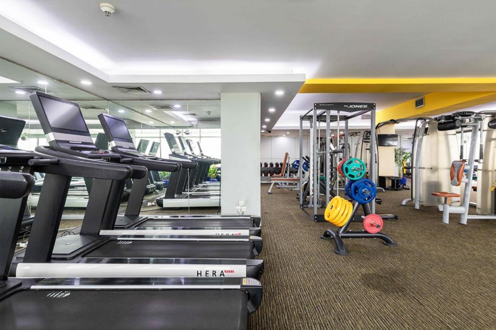 Dhaka Regency Hotel & Resort Экстерьер фото