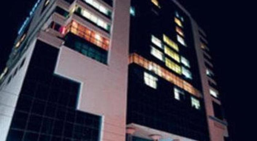 Dhaka Regency Hotel & Resort Экстерьер фото